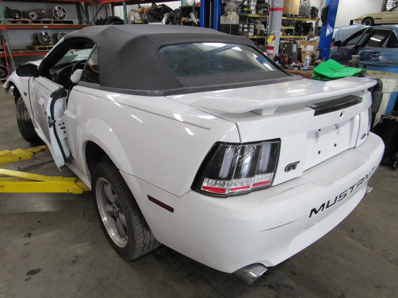 2001 Ford Mustang Convertible - PART OUT