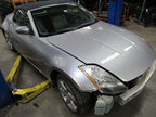 05 Nissan 350Z Convertible AT Instrument Cluster Speedometer Odometer 