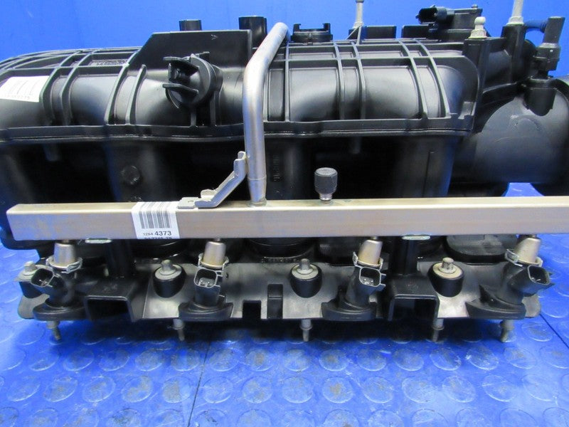 06-09 Chevy Trailblazer SS TBSS LS2 Complete Intake Manifold Throttle 
