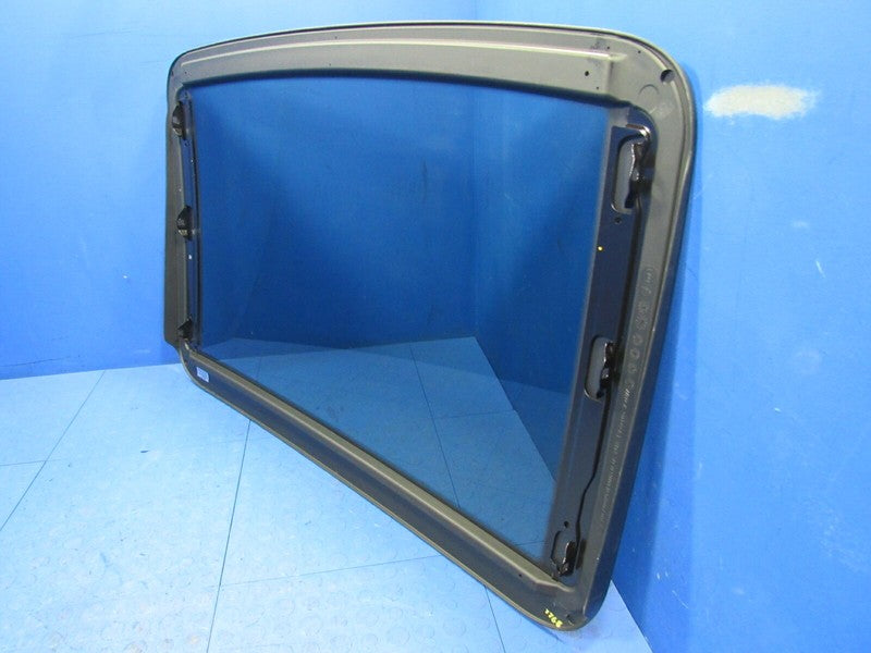 07-15 BMW 740Li 750Li 760Li F02 Sunroof Moonroof Sun Roof Glass Panel 