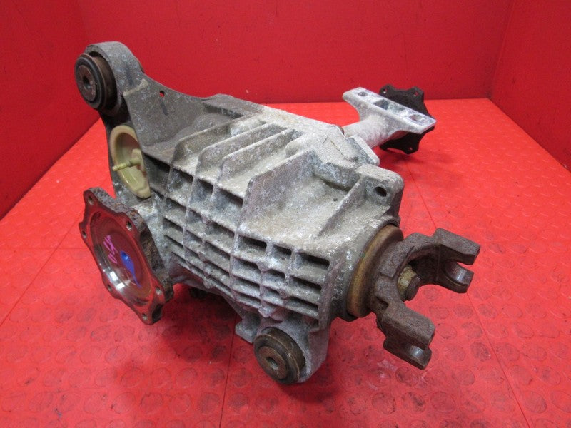 01-06 Yukon Denali Escalade Front Axle Differential Carrier GT4 3.73 A