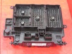 00-02 Chevrolet GMC Truck 1500 2500 3500 Engine Bay Fuse Relay Box 121