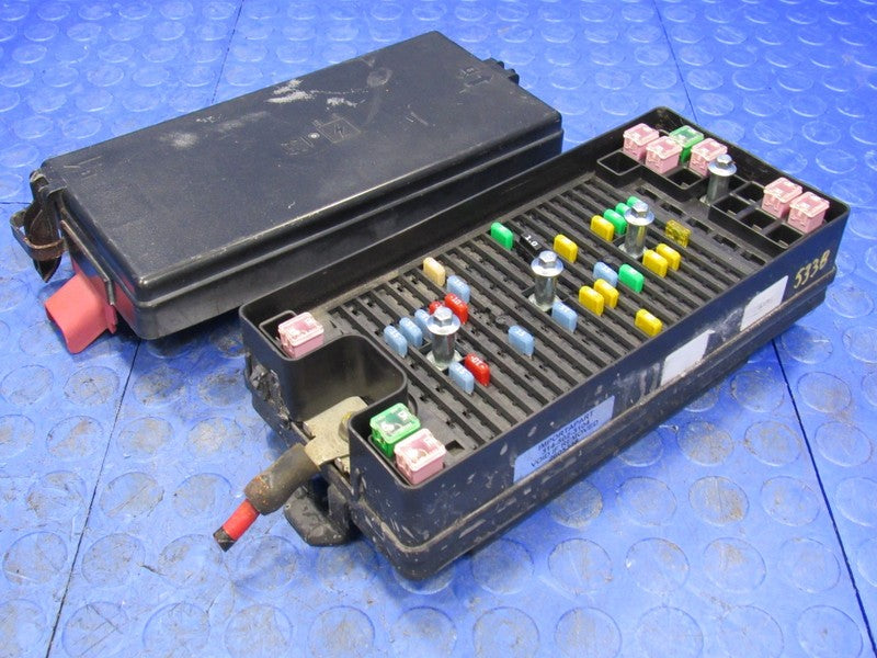 07-08 Ford Mustang 4.6L Under-Hood Fuse Relay Box Panel 7R3T-14K001-AA