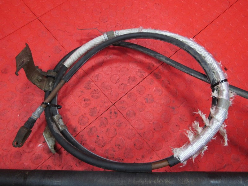 01-04 Toyota Sequoia Right Passenger Rear Axle Shaft ABS Backing Plate