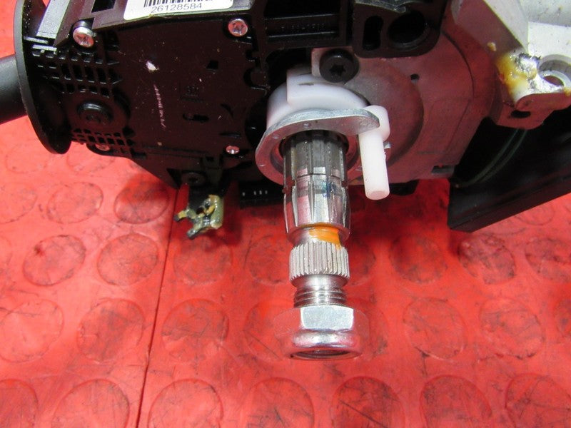09-14 Tahoe Yukon Silverado Sierra Avalanche Tilt Steering Column Asse