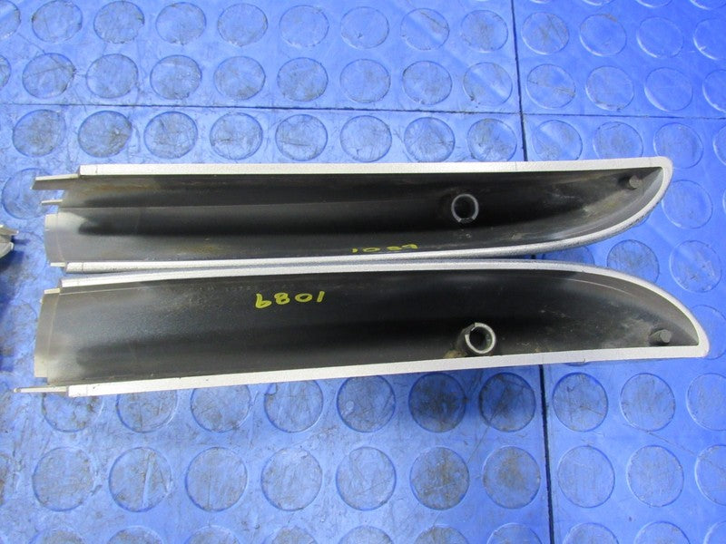 03-06 Cadillac Escalade ESV Luggage Roof Rack Carrier End Caps Set Sil