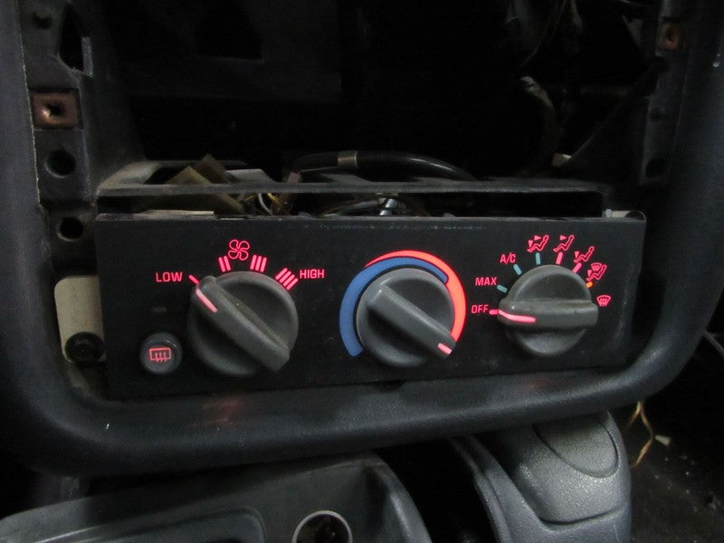 97-02 Pontiac Firebird AC Heater Climate Control Panel