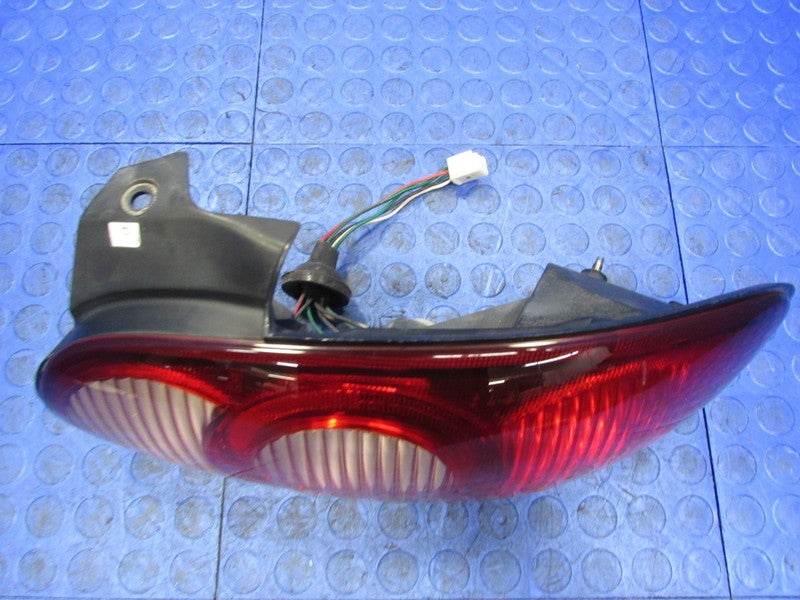 01-05 Mazda Miata MX-5 MX5 NB2 Right RH Passenger Side Taillight Tail 
