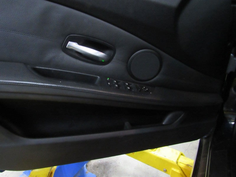 08-10 BMW 528 535 550 M5 Left LH Driver Front Door Trim Panel Black W/