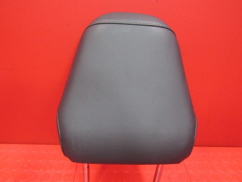 18 Toyota Camry Leather Front Seat Headrest Head Rest Black Leather 36
