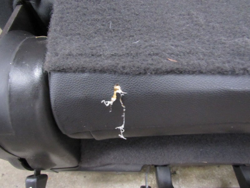 07-14 Tahoe Yukon Suburban Escalade Black Leather Third 3rd Row Seat 3