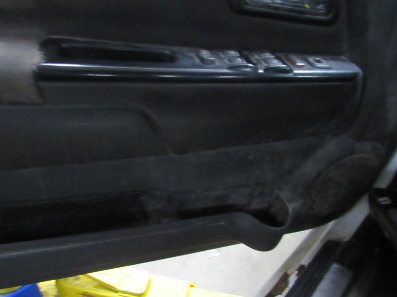 07-12 Colorado Canyon Left LH Driver Side Front Door Trim Panel Black 
