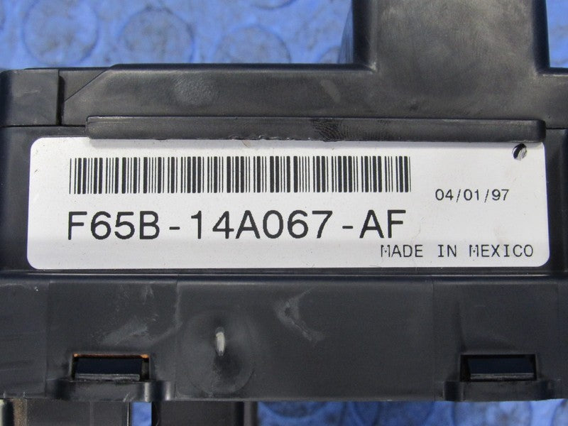 97-98 Ford F150 Interior Dash Fuse Box Junction Relay Block F65B-14A06