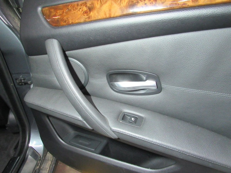 08-10 BMW 528 535 550 Right RH Passenger Side Rear Door Trim Panel W/O