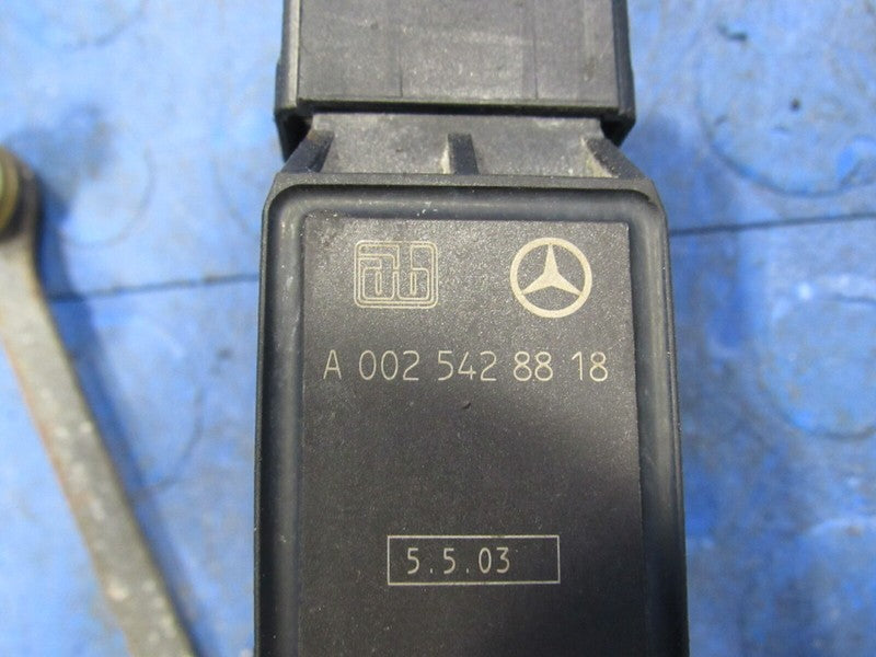 03-12 Mercedes SL55 SL500 SL600 Rear Suspension Height Level Sensor OE