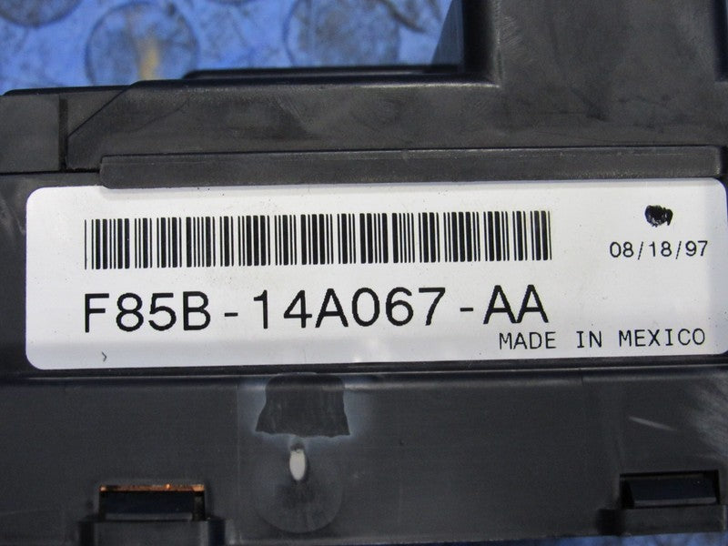 97-98 Ford F-150 Truck Under-Dash Cabin Fuse Relay Box Panel F85B-14A0