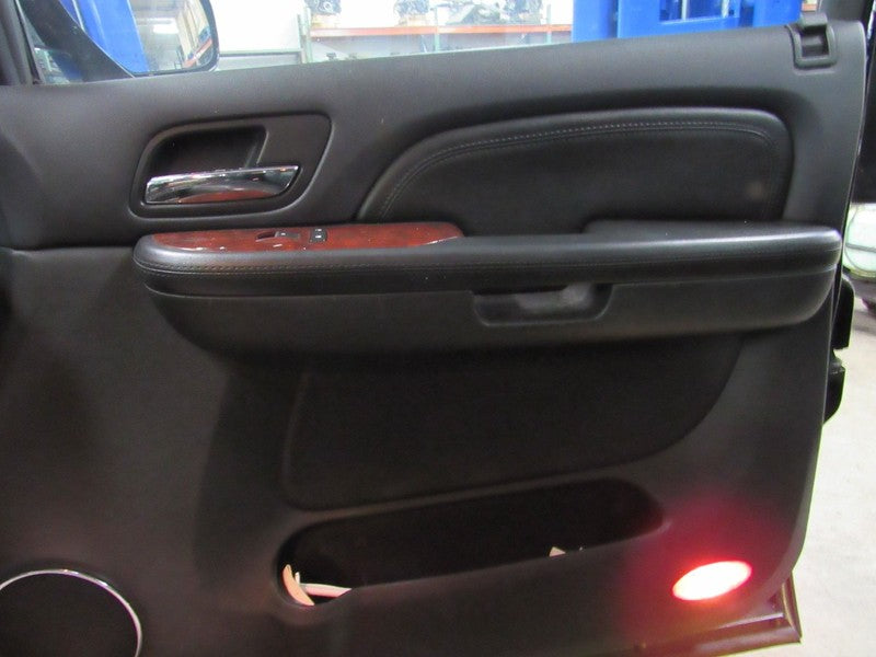 09 Escalade Right RH Passenger Side Front Door Trim Panel Black