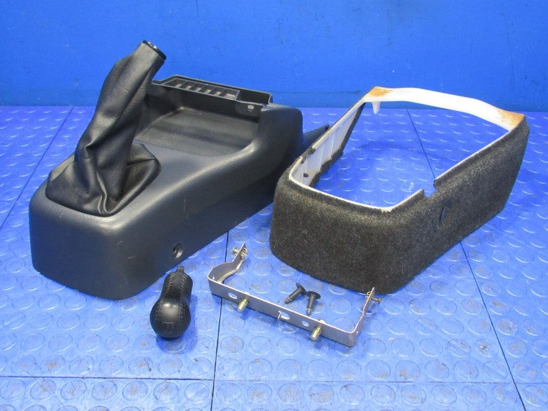 99-01 Honda CRV CR-V 5MT Manual Shifter Bezel Assembly 83401-S10-A01ZB