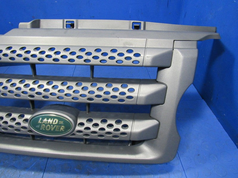 06-09 Land Rover Range Rover Sport HSE L320 Front Radiator Upper Grill