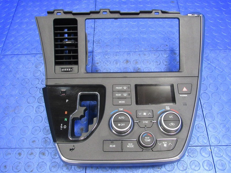 15-20 Toyota Sienna Shifter 7" Radio Dual Climate Control Bezel Vent T