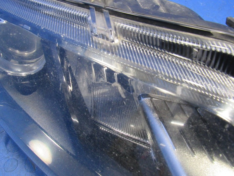 10-12 Ford Fusion Right RH Passenger Halogen Headlight Head Light Lamp