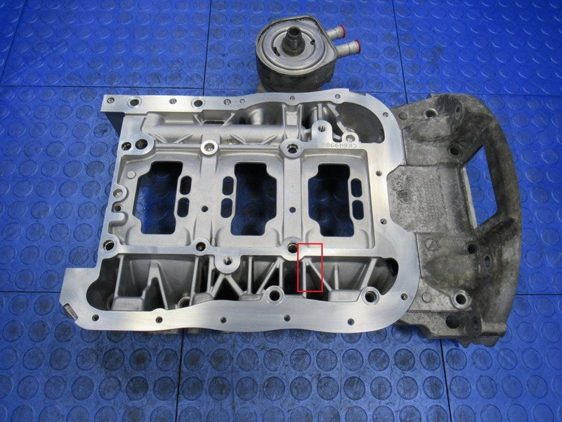 11-15 Optima / 11-14 Sonata 2.4L Theta II Upper Engine Oil Pan Ladder 