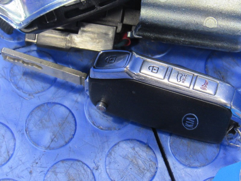 20-22 Kia Soul Ignition Lock Cylinder Switch With Key Immobilizer OEM 