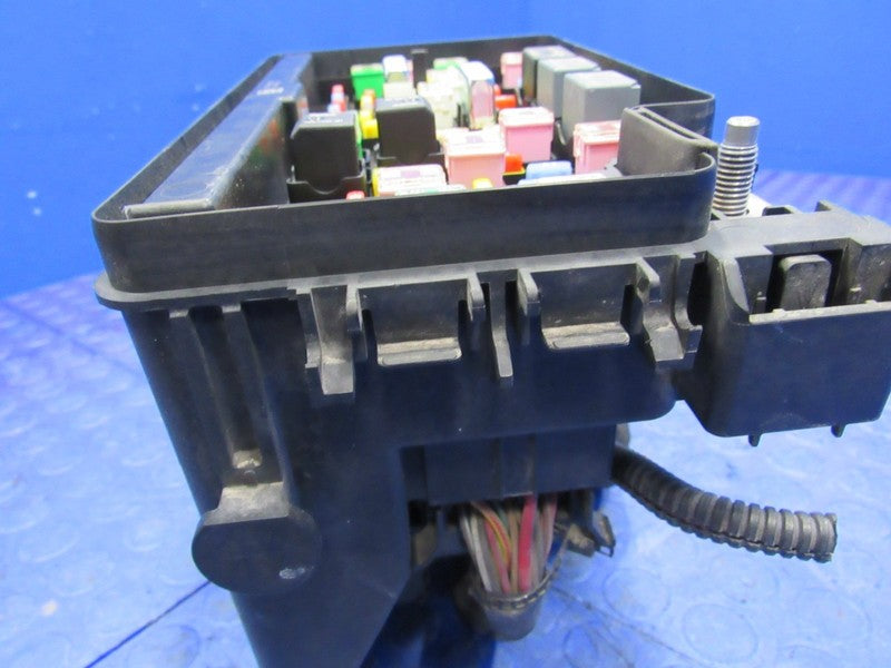 09 Dodge Ram 1500 TIPM Totally Integrated Power Module Fuse Box 046921