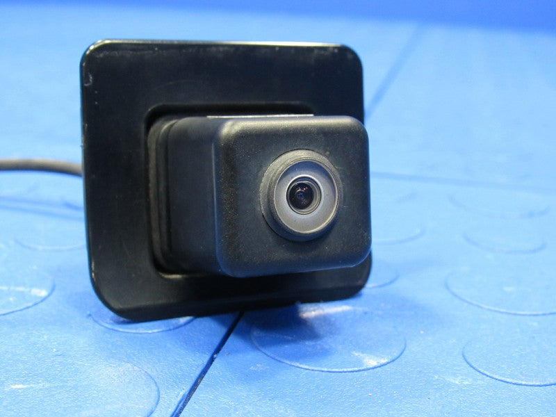 07-12 Mercedes GL320 GL450 GL550 Rear Hatch Reverse Backup Camera 1648