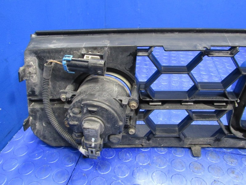 05-09 Ford Mustang V6 Pony Package Front Upper Grille Assy W/ Fog Ligh