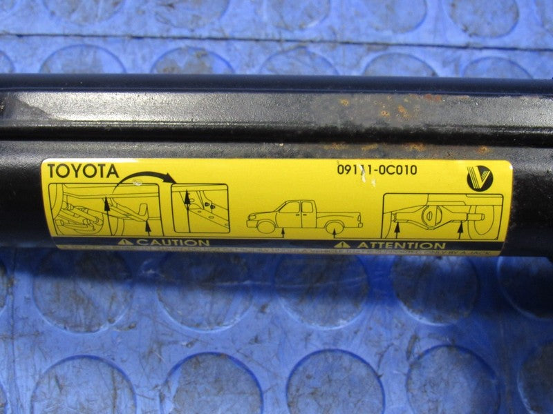 00-06 Toyota Tundra Emergency Bottle Jack & Tool Kit OEM 09111-0C010 1