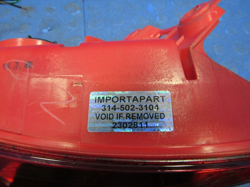 05-08 Infiniti FX35 FX45 RH Passenger Right Outer Taillight Tail Light