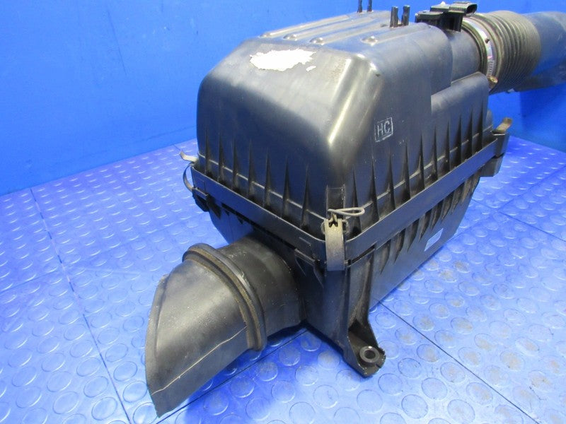 05-07 Toyota Sequoia Tundra 4.7L Intake Tube Air Box Filter Assembly 0