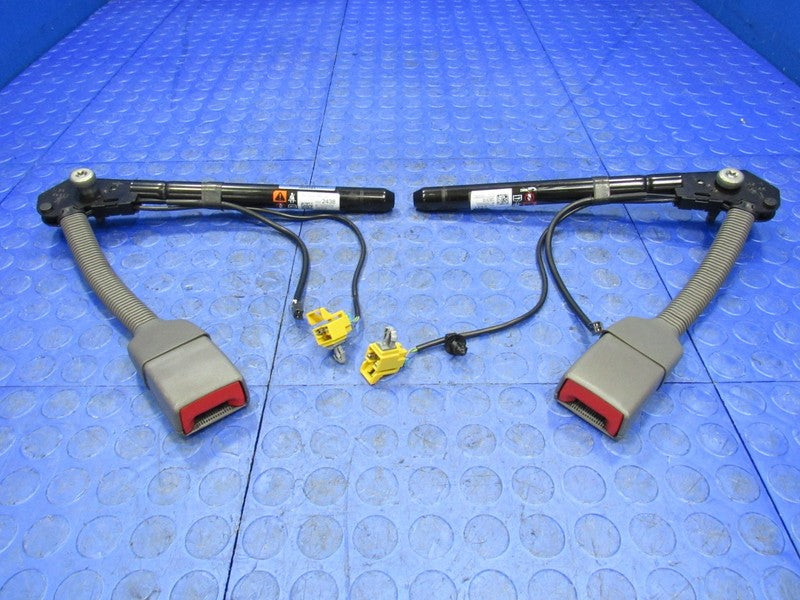 16-24 Express Savana Left Right Front Seat Belt Buckle Pretensioner Se
