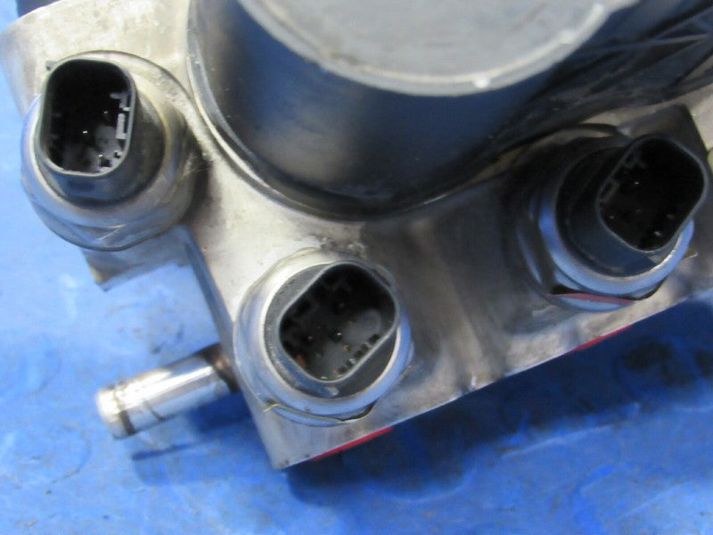 07-14 Mercedes CL S SL Class Hydraulic Front Suspension Control Valve 