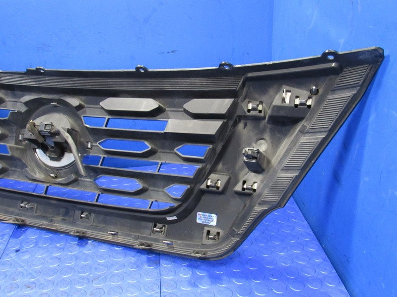 17-20 Nissan Pathfinder Front Upper Bumper Radiator Grille W/ Camera O