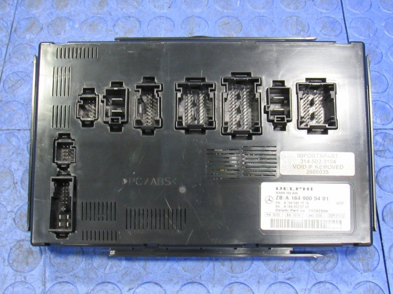 06-12 Mercedes GL ML R Class Rear SAM BCM Body Control Module 164 900 