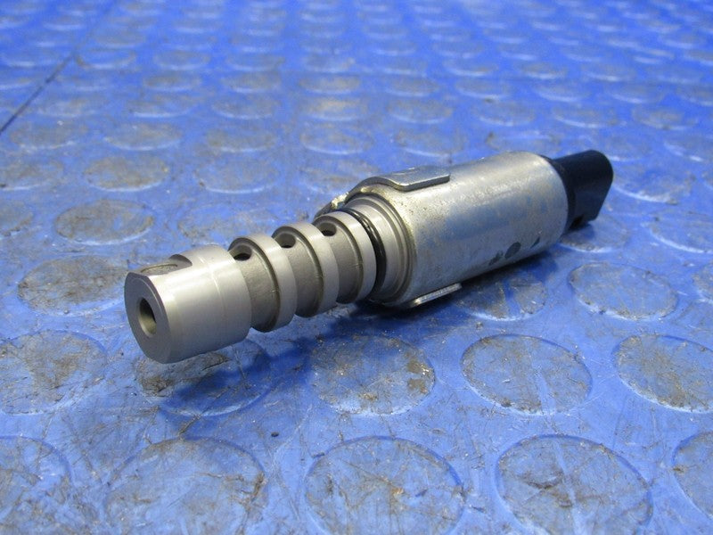 09-23 Audi R8 / 09-24 Gallardo Huracan 5.2L V10 VVT Solenoid 07L109257