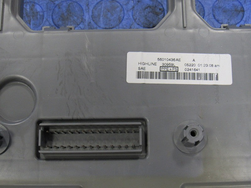 06 Jeep Liberty 2.8L CRD Diesel BCM Body Module Fuse Box Block 0502603