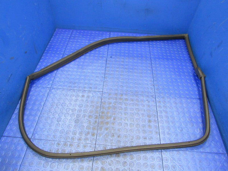 99-02 BMW Z3 Coupe Left LH Driver Door On-Body Seal Weatherstrip 2831