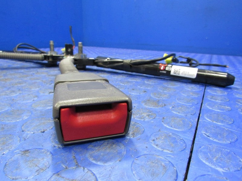 16-24 Express Savana Left Right Front Seat Belt Buckle Pretensioner Se