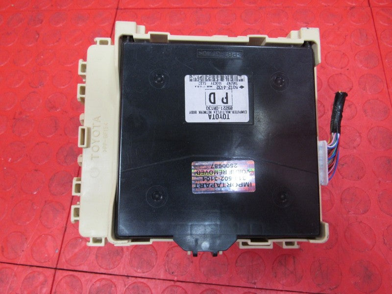 16 Toyota Rav4 BCM Multiplex Body Control Module Computer 89221-0R130 