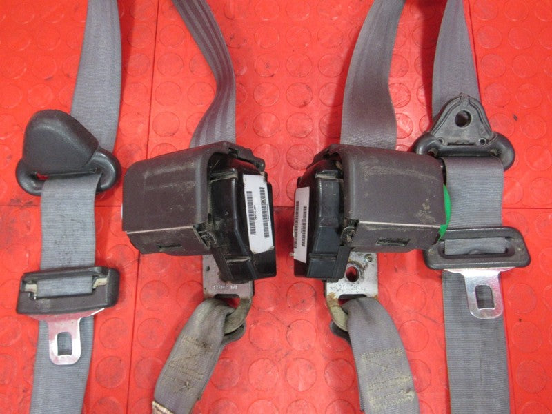 97-02 Jeep Wrangler TJ Rear Outer Seat Belts Retractors Buckles OEM Gr