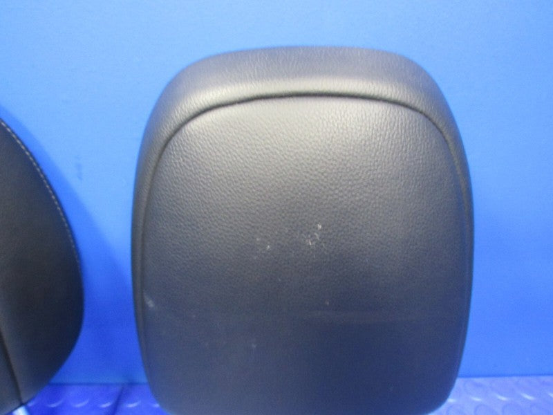 14-18 Mitsubishi Outlander Front Left Right Head Rests Leather Black S