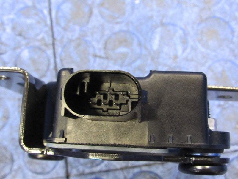 18-23 Express Savana 2500 3500 Yaw Rate Accelerometer Sensor Module 84