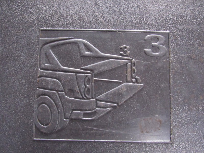 02-13 Chevy Avalanche Escalade EXT Hard Tonneau Bed Top Cover Panel 3 