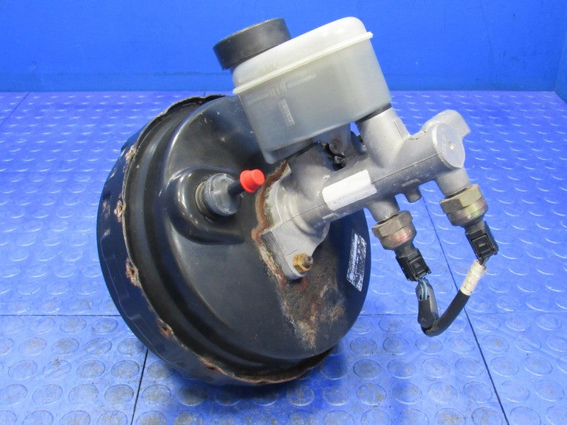 01-02 Toyota Sequoia Brake Booster & Master Cylinder Complete W/ Senso