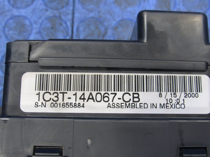 01 Ford F250 F350 Truck Under-Dash Cabin Fuse Relay Box Panel 1C3T-14A