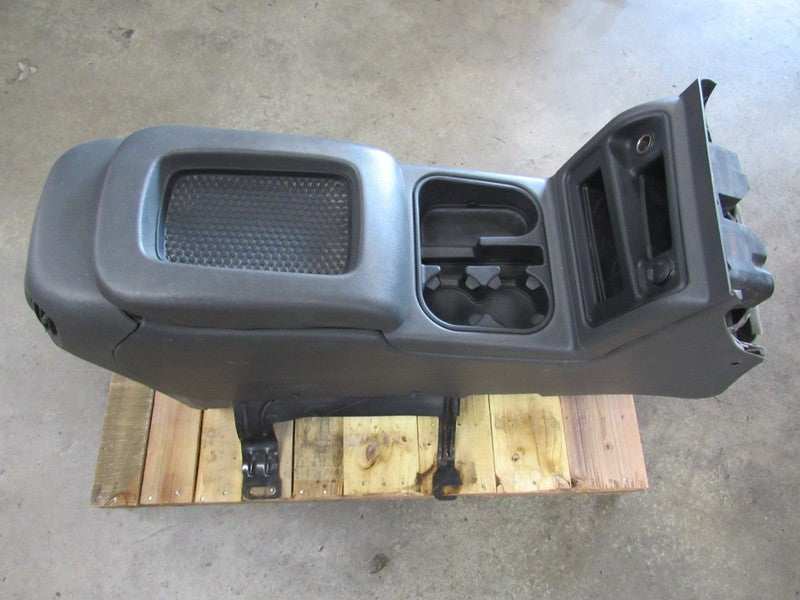 03-06 Silverado Sierra Complete Center Floor Console Swap Very Dark Pe