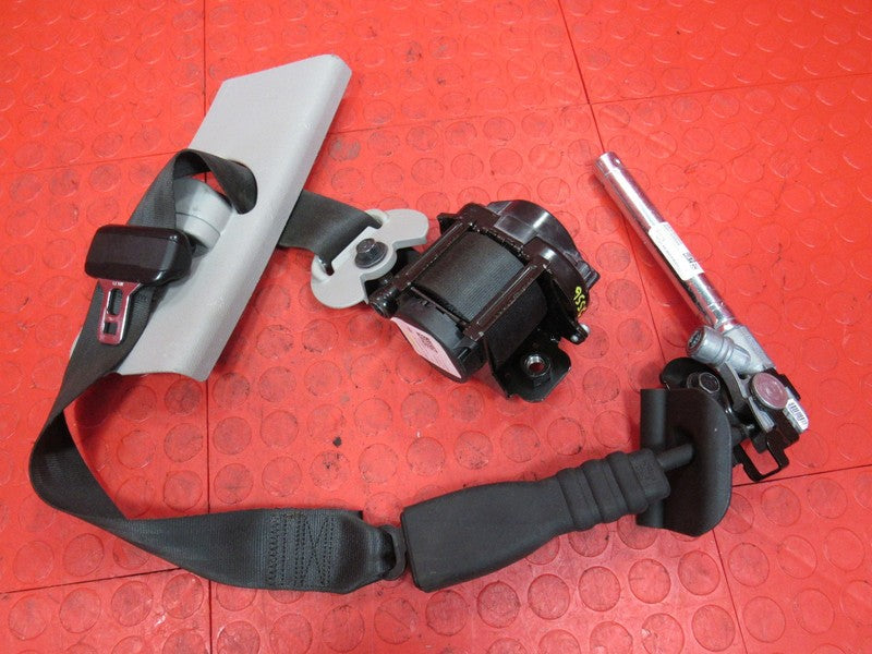 14-18 Kia Forte Sedan Front Right Passenger Seatbelt and Pretensioner 